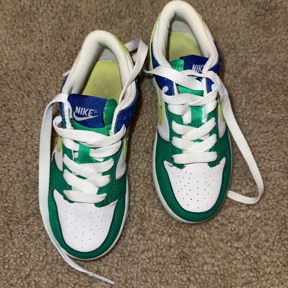 Nike Dunk Low - Picture 5 of 6